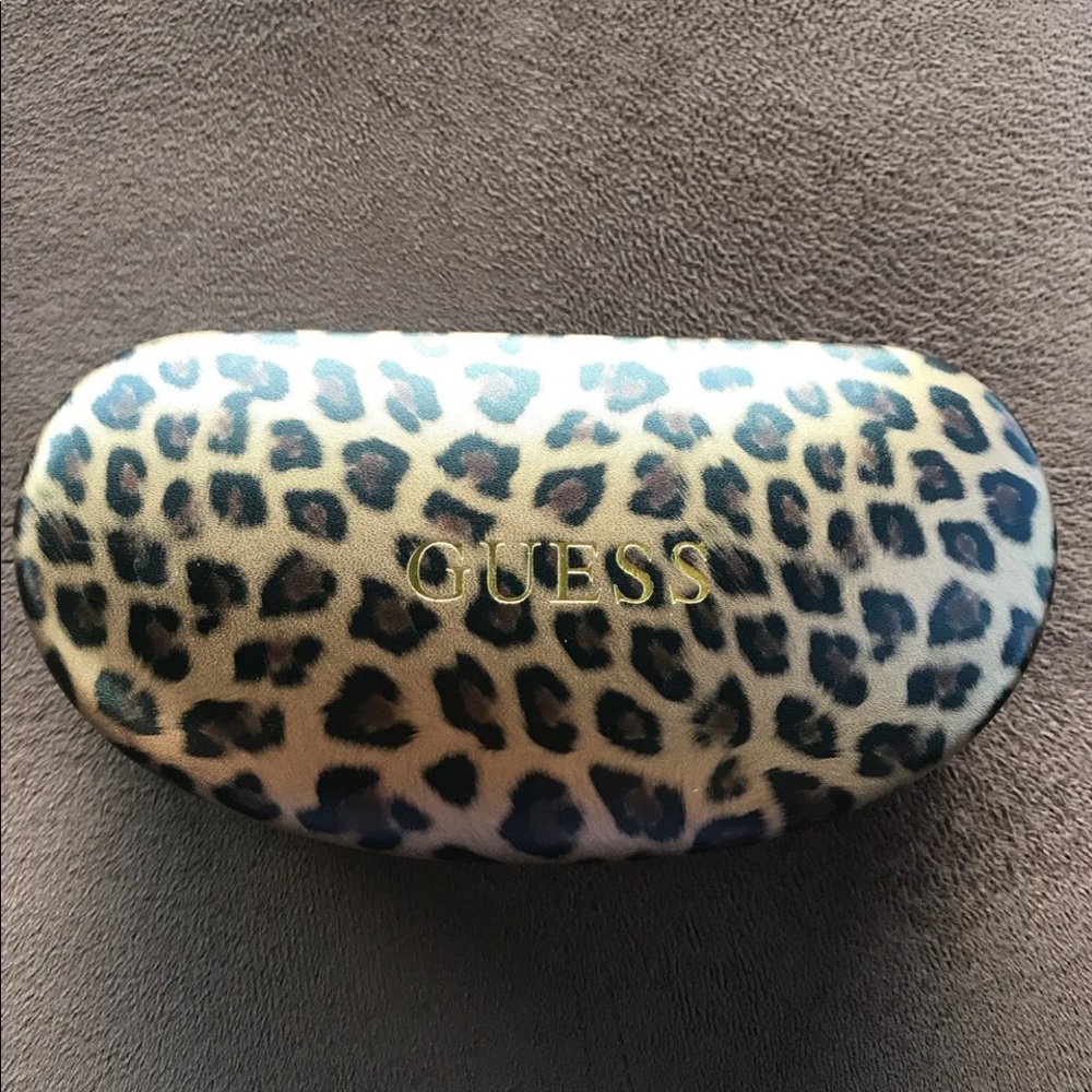 NWT Guess Glasses Case